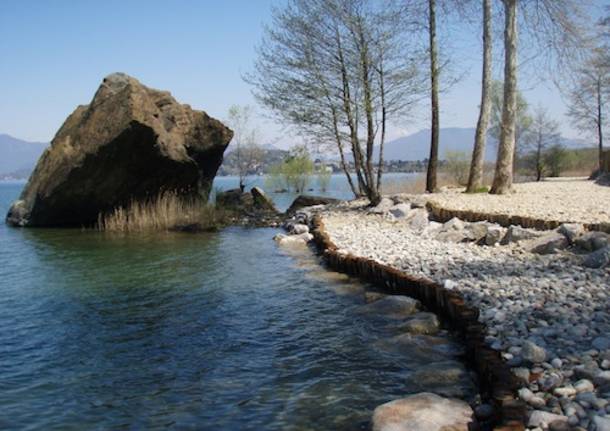 spiagge Ranco Sasso Cavallazzo