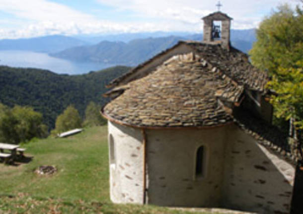 alpone montagna chiesetta apertura