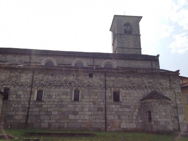 Le meraviglie della Canonica di Brezzo di Bedero (inserita in galleria)