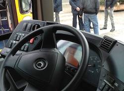 autobus apertura
