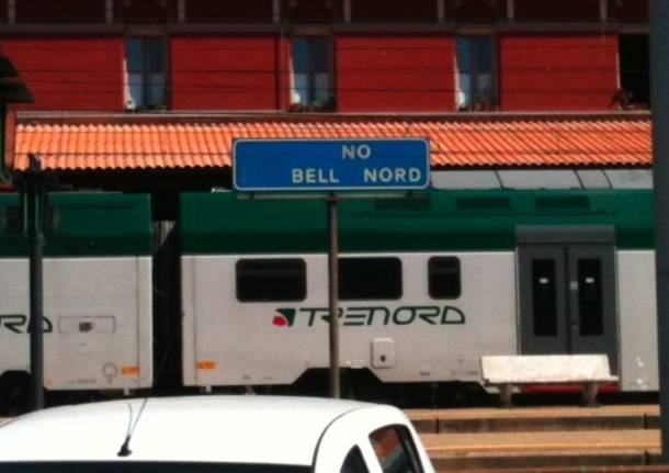 stazione ferroviaria laveno mombello