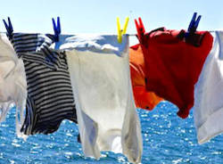 panni stesi apertura