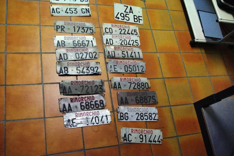 targhe rubate a Luino