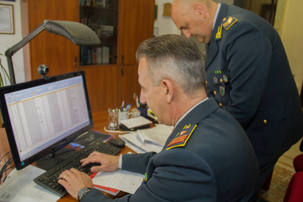 guardia di finanza generiche