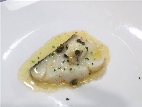 Zola e Merluzzo, salmone con i capperi: è il mare più originale