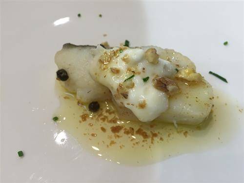 Zola e Merluzzo, salmone con i capperi: è il mare più originale