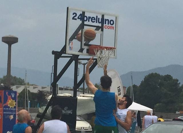 Le foto della 24 ore di basket - Luino 2015 