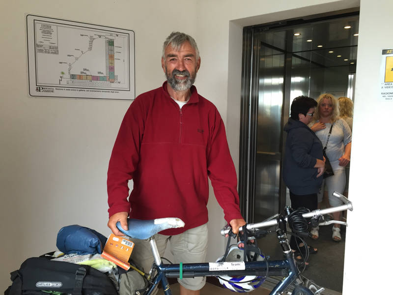 141tour: leggiuno: le persone