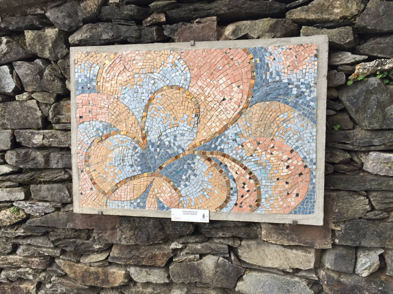 Mosaici a cadero, Maccagno