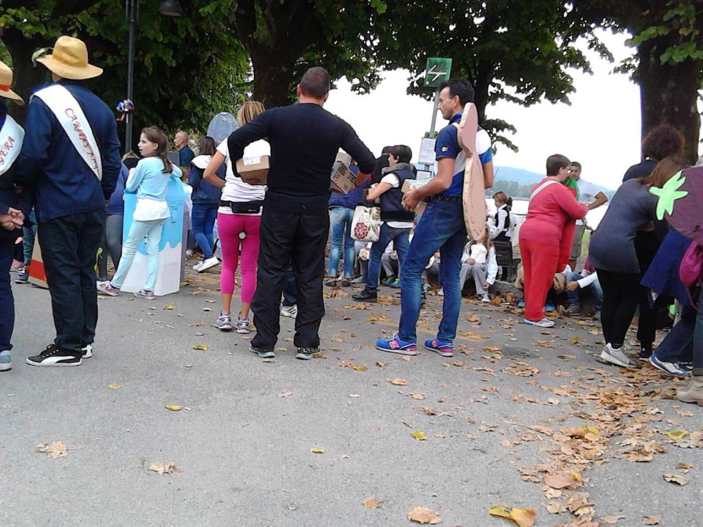 Angera, le maschere e la festa dell'Uva