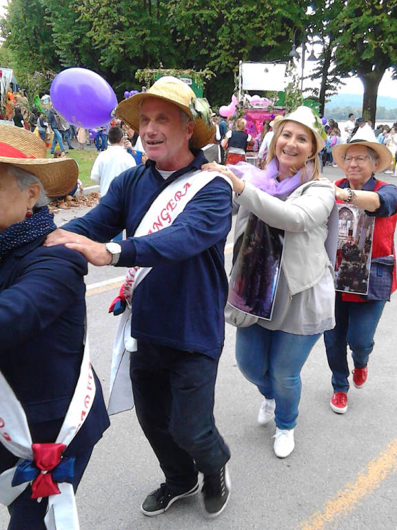 Angera, le maschere e la festa dell'Uva