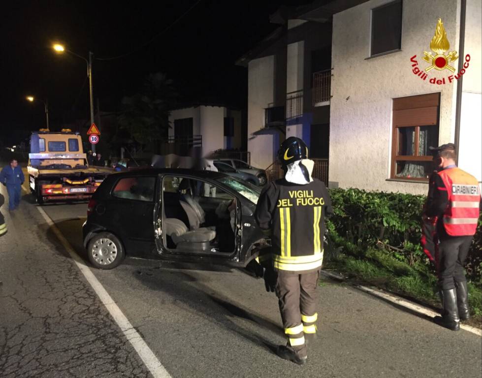 incidente stradale mesenzana 20 settembre 2015