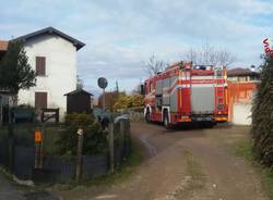 Scoppia un petardo, perde entrambe le mani