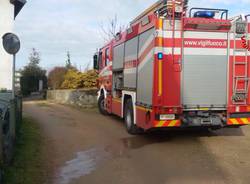 Scoppia un petardo, perde entrambe le mani