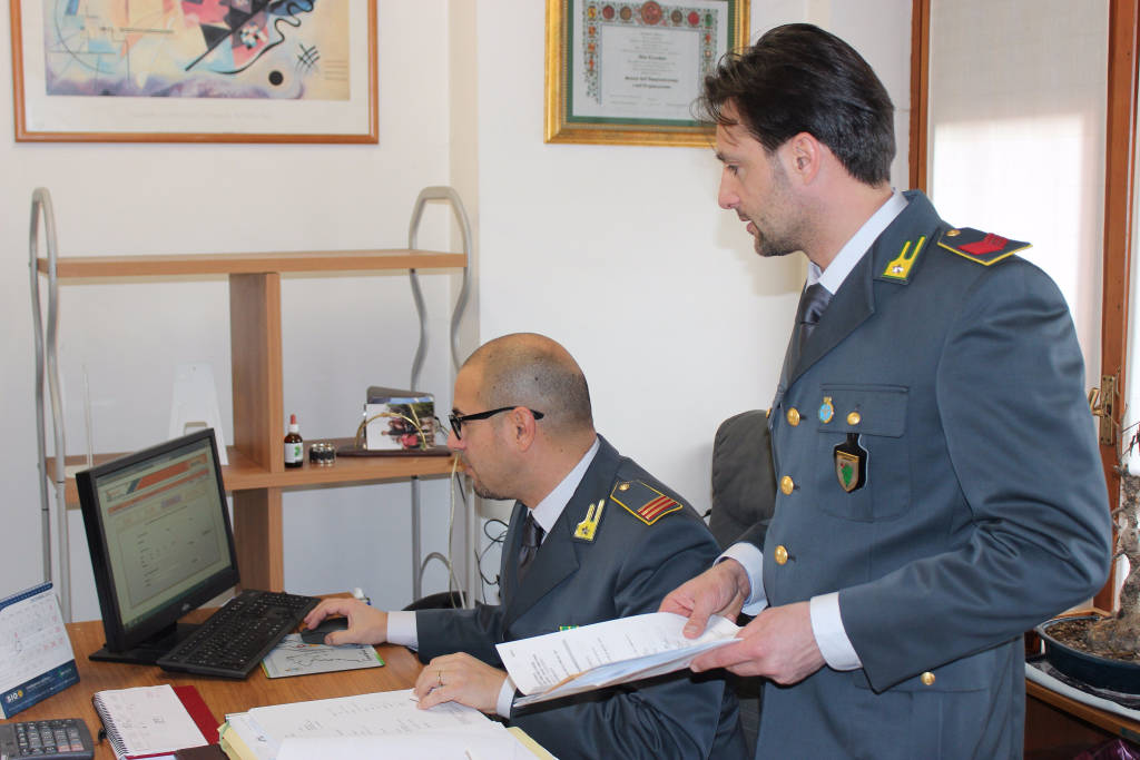 guardia di finanza generiche