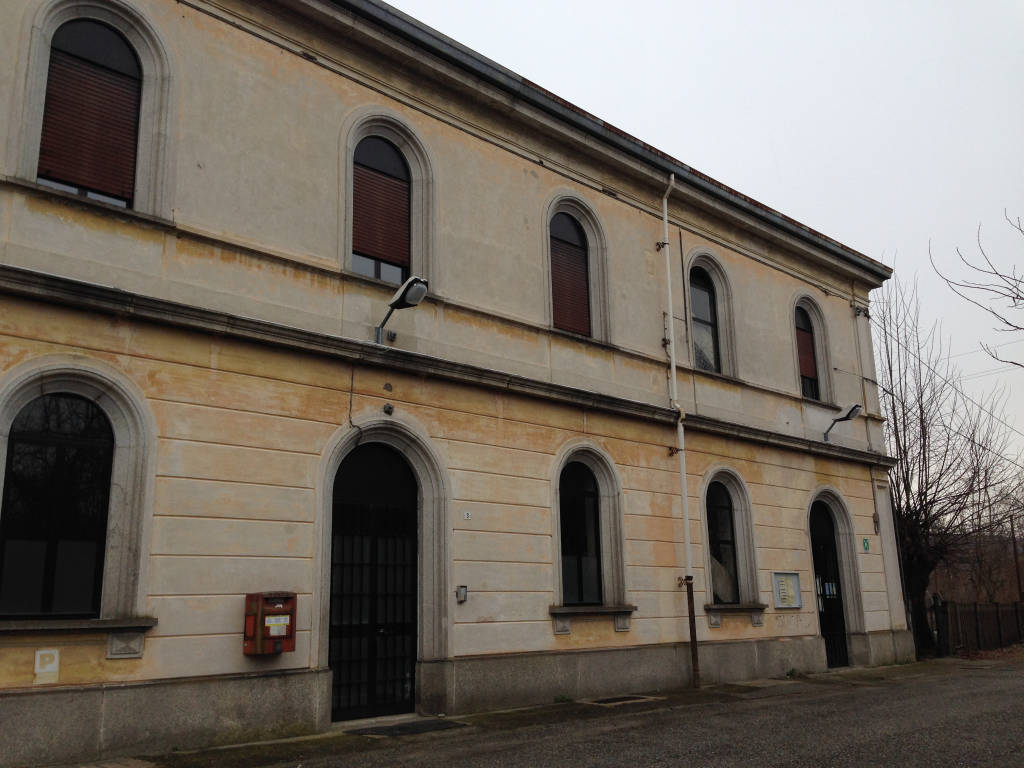La vecchia stazione Taino-Angera