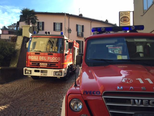 Vigili del fuoco Luino al lavoro tutta la notte