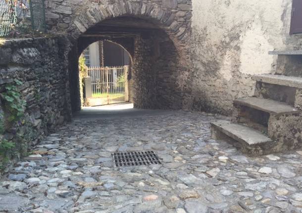 La nuova pavimentazione di Colmegna