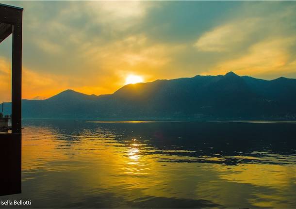 Tramonto sul lago Maggiore