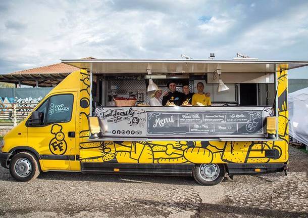 Arriva Lo street lake food festival