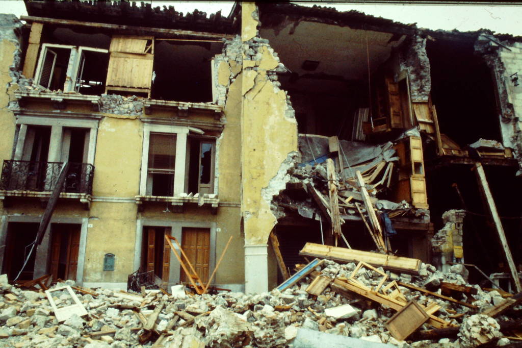 I varesini in Friuli per la ricostruzione dopo il terremoto