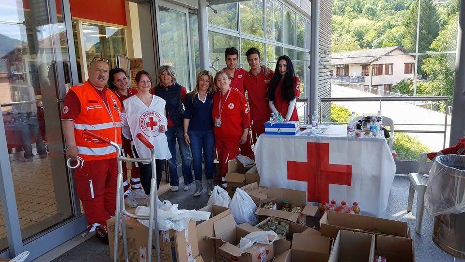 croce rossa luino raccolta fondi maggio 2016