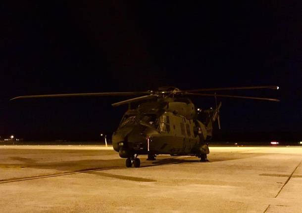 Elicotteri a Malpensa nella notte