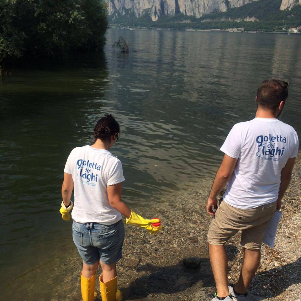 La campagna Goletta dei laghi sulle acque del Lago Maggiore