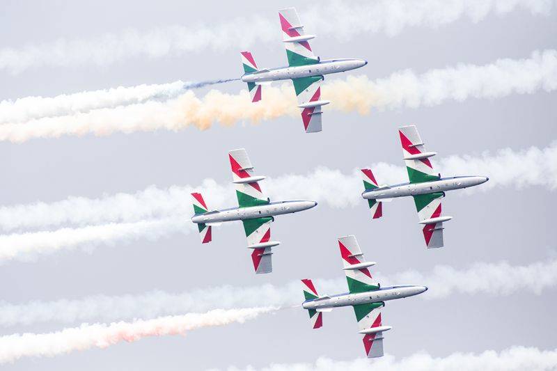 Frecce Tricolore ad Angera e Arona