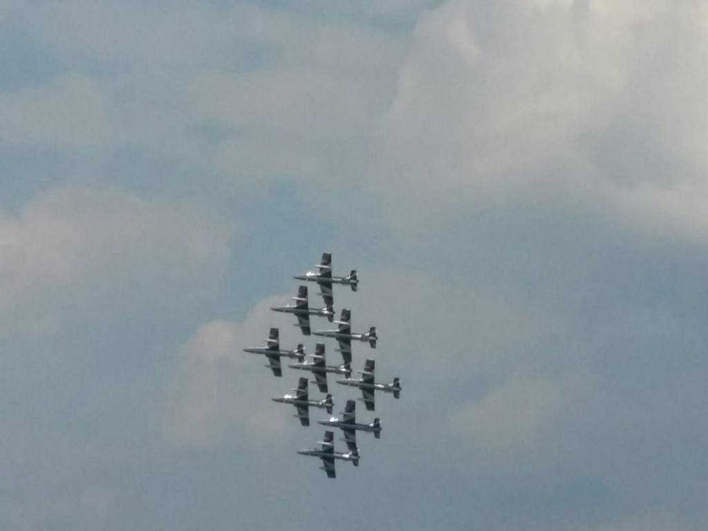 Frecce tricolori, le prove sul Lago Maggiore