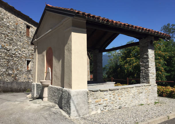Cinque pensionati ristrutturano il lavatoio del paese
