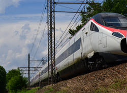 Persona investita dal treno, circolazione interrotta sulla Domodossola-Milano