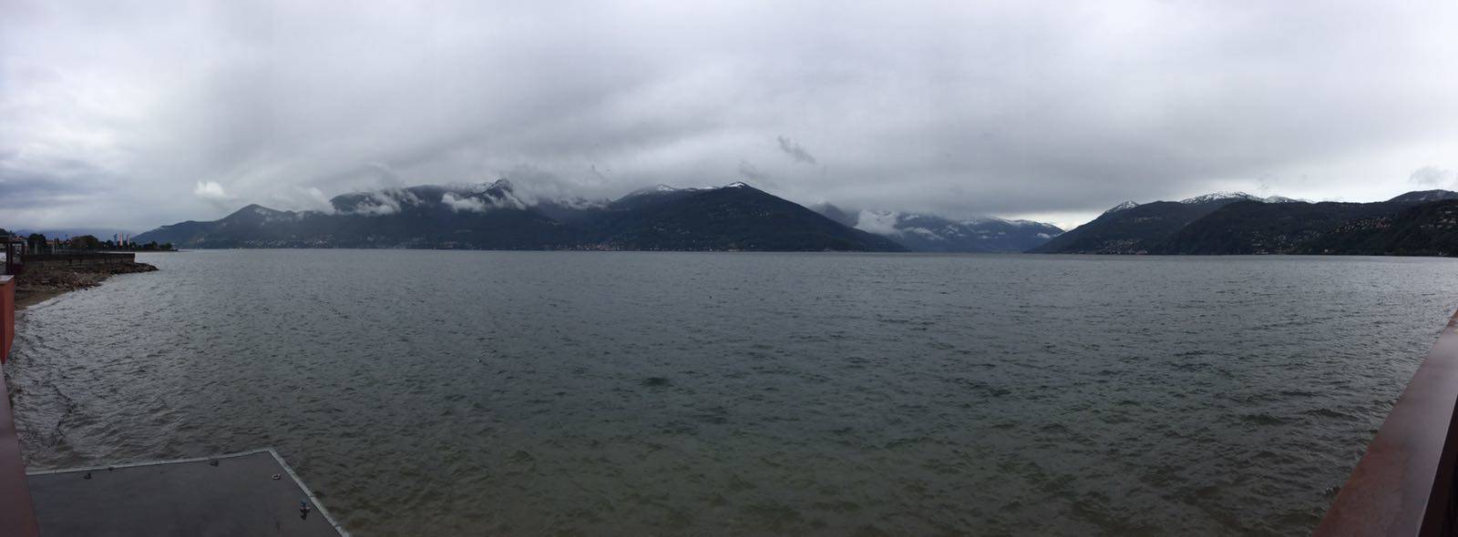 La nevicata sui rilievi del Luinese