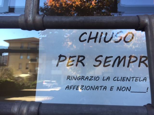 Voldomino e i negozi che se ne vanno