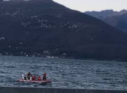 Barca in panne a Luino 