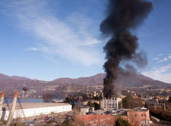 Incendio alla ex Ratti