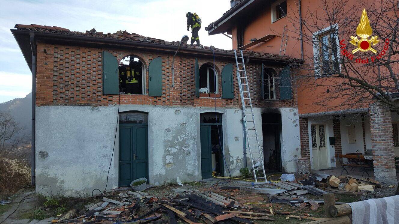 Ore impegnative per i vigili del fuoco