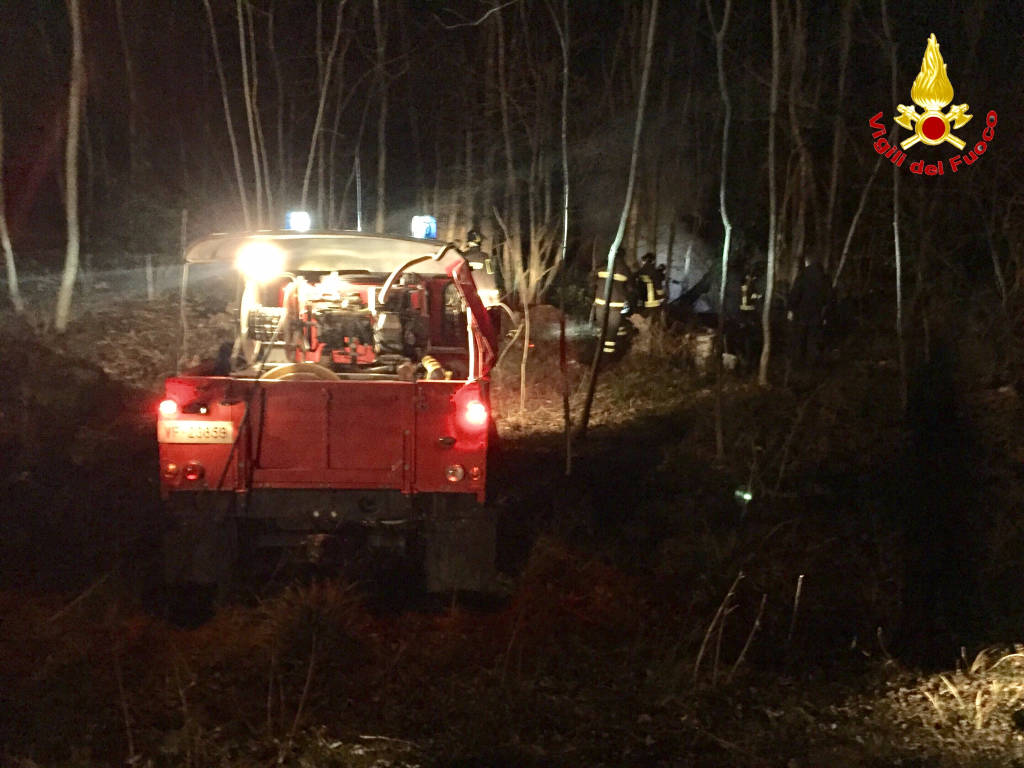 Ore impegnative per i vigili del fuoco