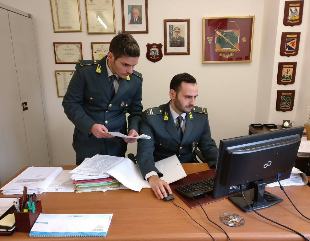 guardia di finanza generiche