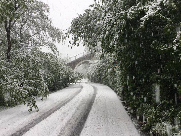 neve al 28 di aprile