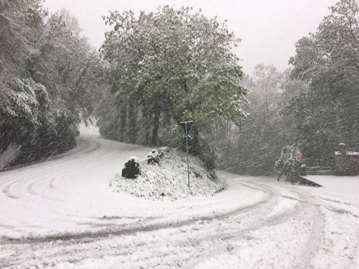 neve al 28 di aprile