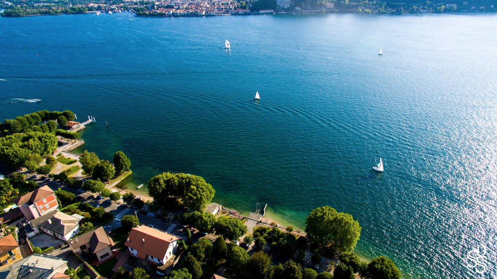 Angera vista dall'alto 