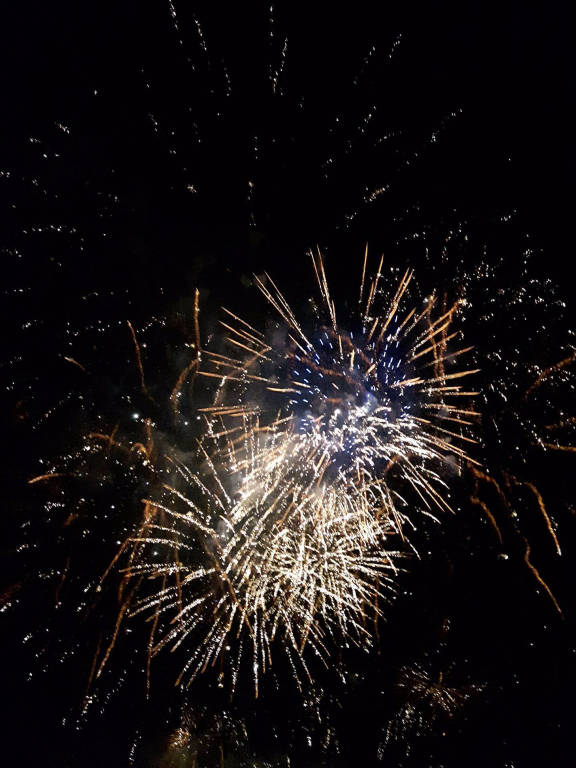 Luino - fuochi d'artificio 1° luglio 2017 - foto di Laura Olivas