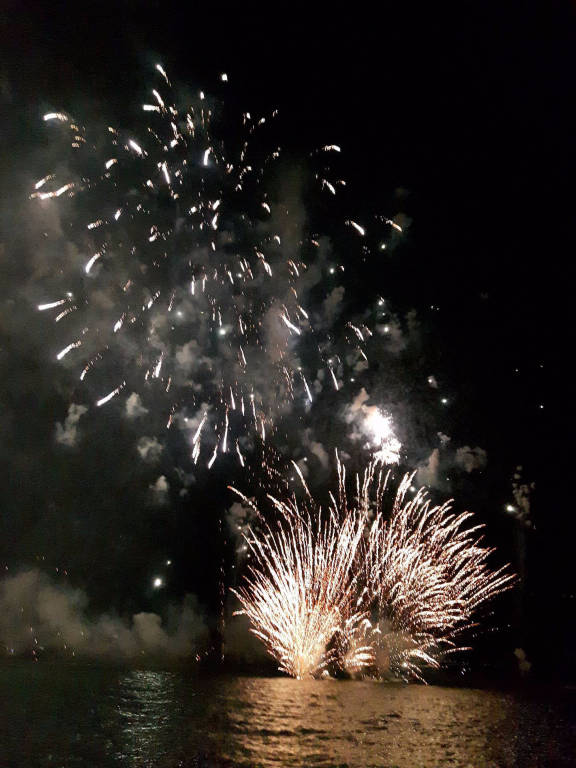 Luino - fuochi d'artificio 1° luglio 2017 - foto di Laura Olivas
