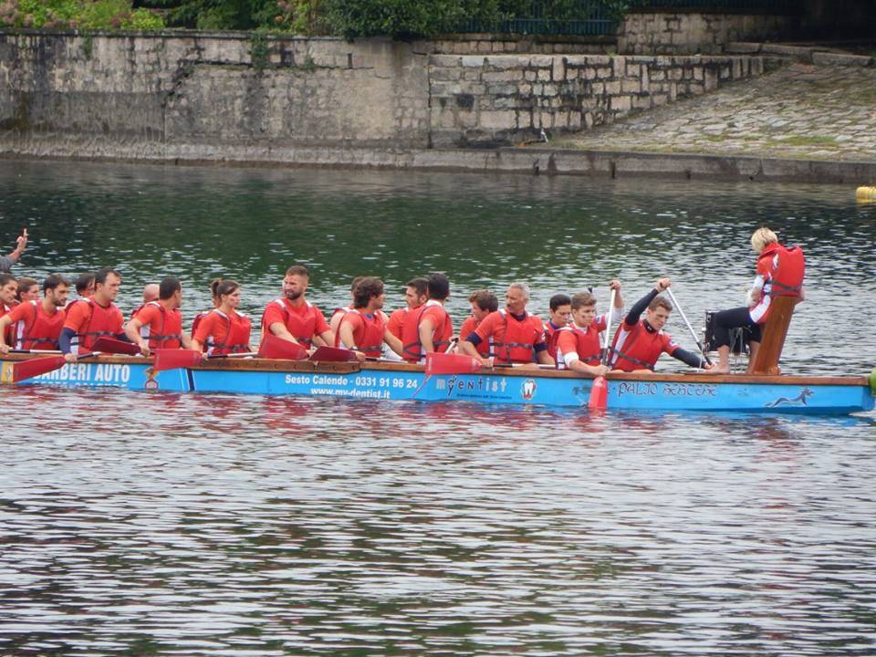 La gara di Dragon Boat a Sesto Calende