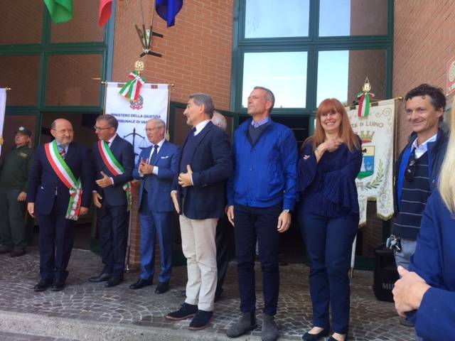 Taglio del nastro alla nuova sede di Comunità Montana