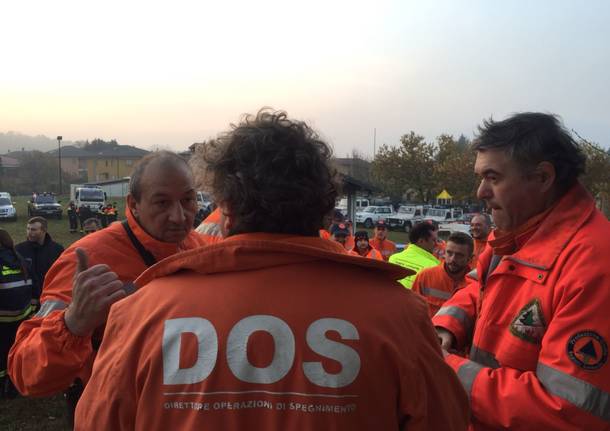 Incendio al Campo dei Fiori, 120 volontari al lavoro