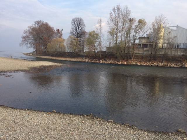Verbano in secca tra fiume e lago