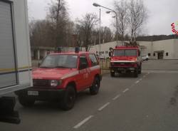 Al lavoro per spegnere l'incendio