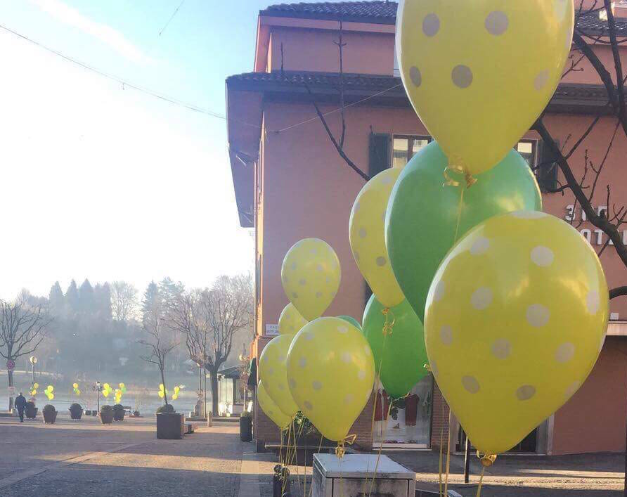 Sesto Calende: palloncini per laFesta della donna 2018